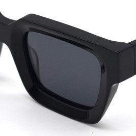 Capo - Matte Black Oversized Sunglasses